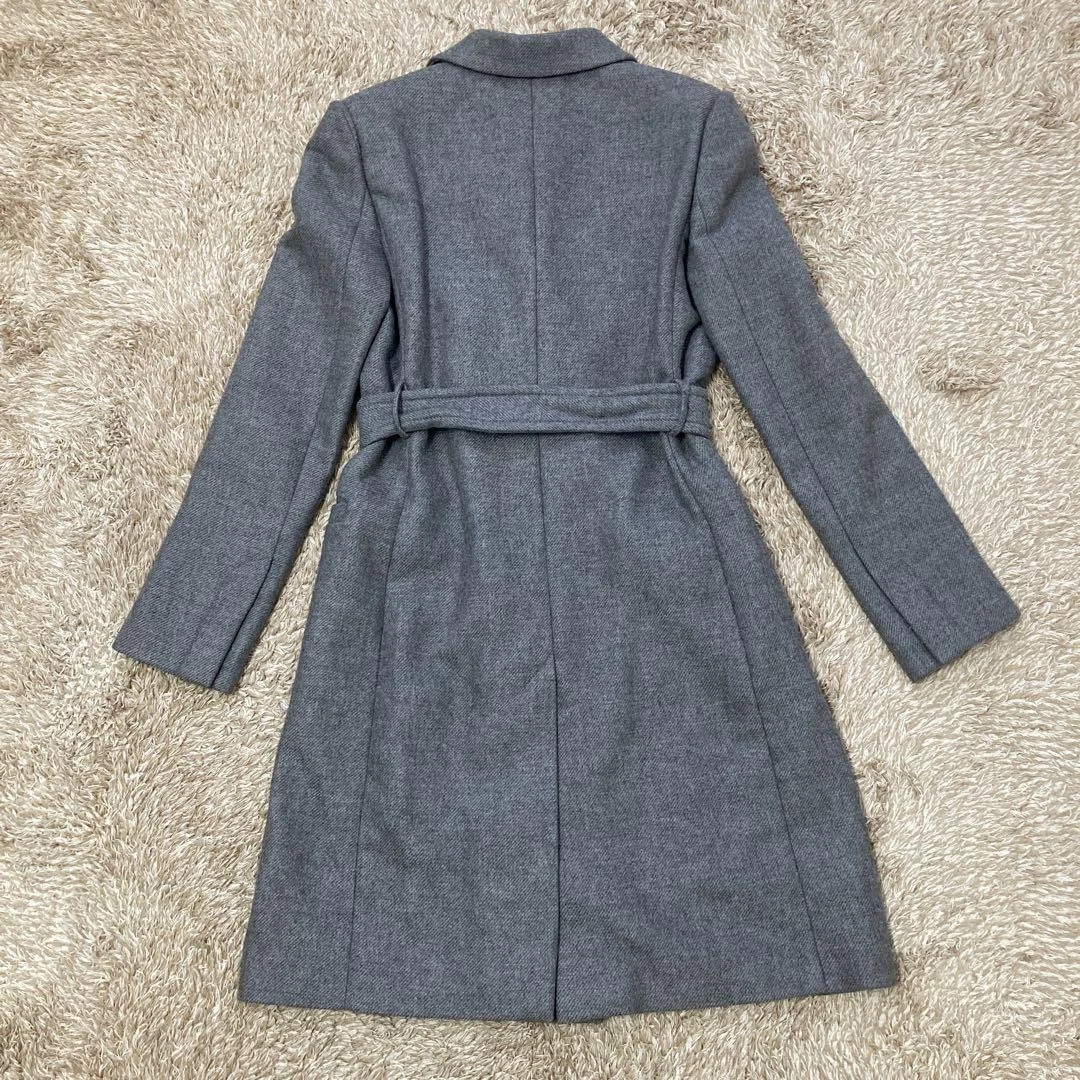 Cappotto Gucci grigio al ginocchio in cashmere Chesterfield con pelliccia di volpe dal Giappone