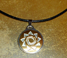 ANHAENGER EDELSTAHL MAGNETSCHMUCK vergoldet BLUME zum  SCHNAEPPCHENPREIS