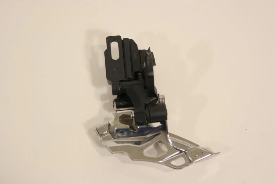 Desviador delantero Shimano SLX FD-M676 MTB DOBLE TRACCIÓN MONTAJE DIRECTO 2 x 10 velocidades 676F Foto 2 de 2