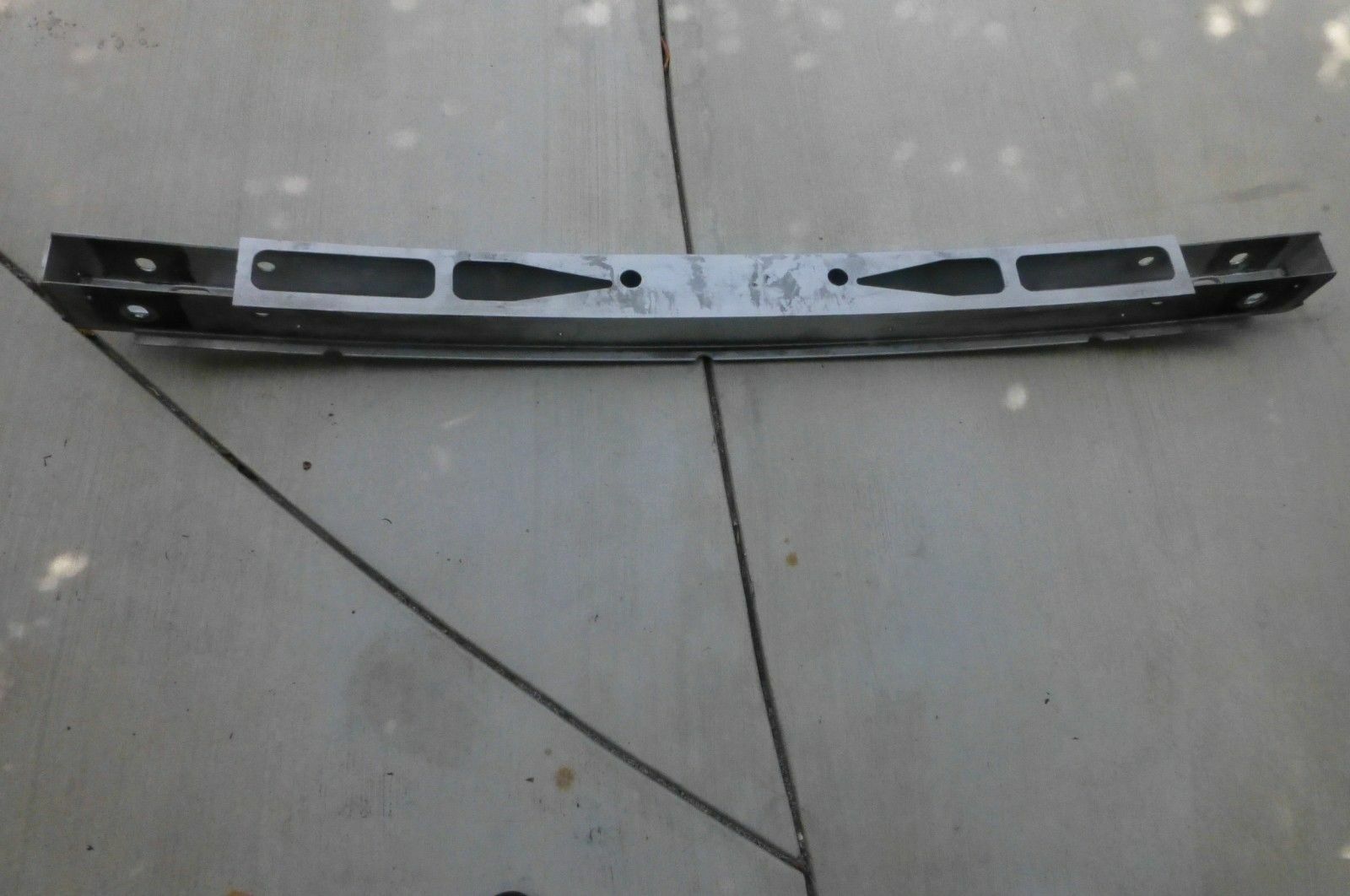 2001-2004 Bentley Arnage Rear Bumper Reinforcement Beam Bracket PT55386PD OEM OE