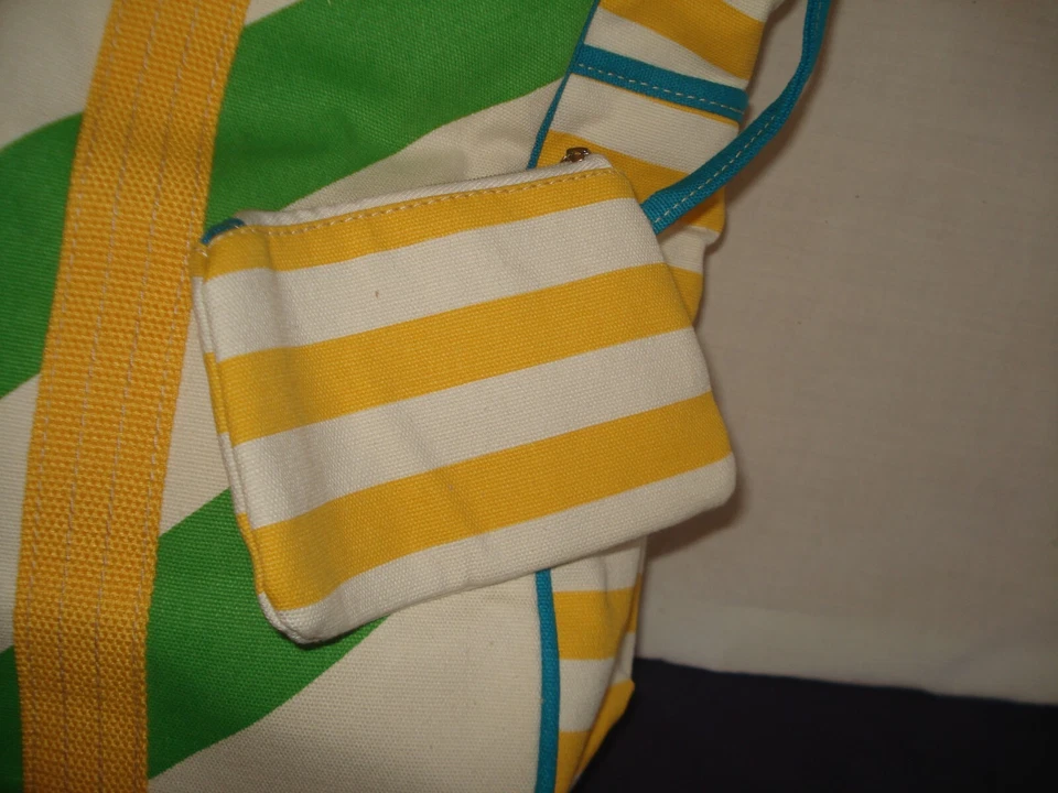 JOE BOXER LARGE YELLOW GREEN TAN STRIPED LINED CANVAS TOTE BAG AND CHANGE POUCH - Image 2 of 4