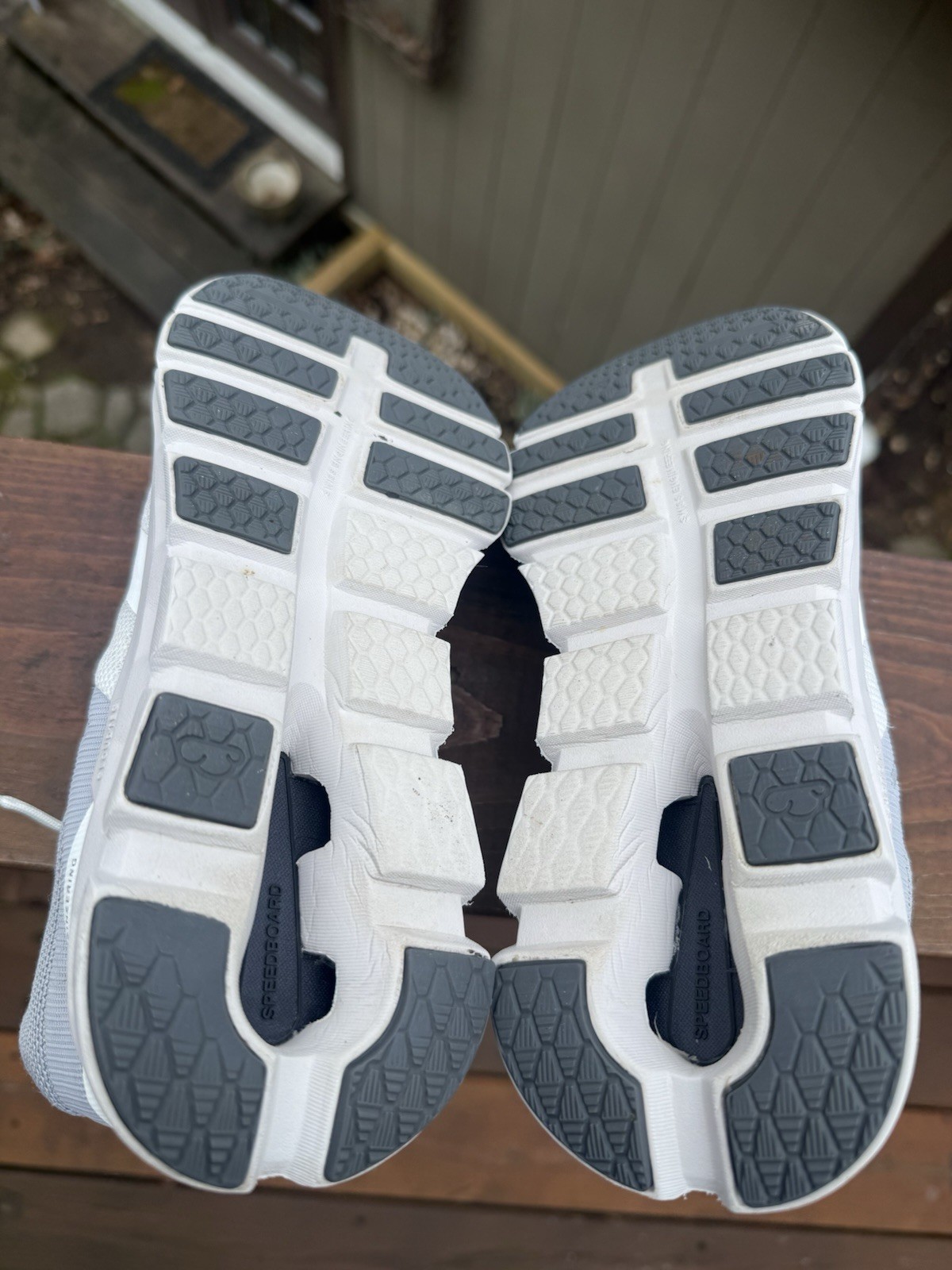 On Cloudrunner White Frost Cloudtec Running Shoes… - image 11