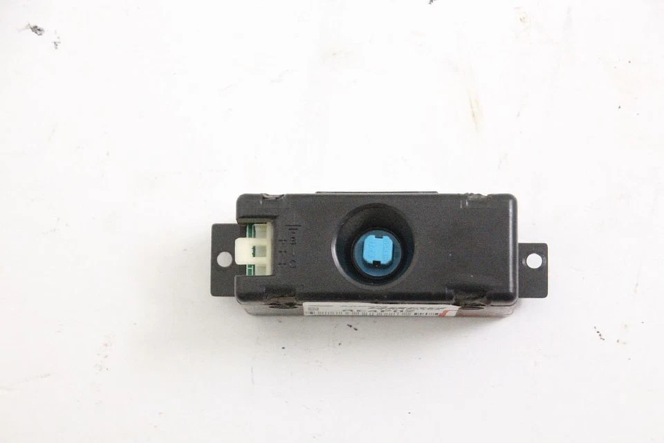 Modulo di controllo del corpo Fiat STRADA 178 13270 - Immagine 2 di 3