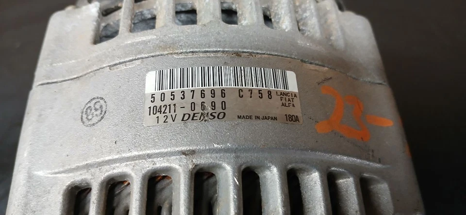 ALTERNADOR ALFA ROMEO GIULIA 17 2,0 L OEM 104211-0690 Foto 2 de 4