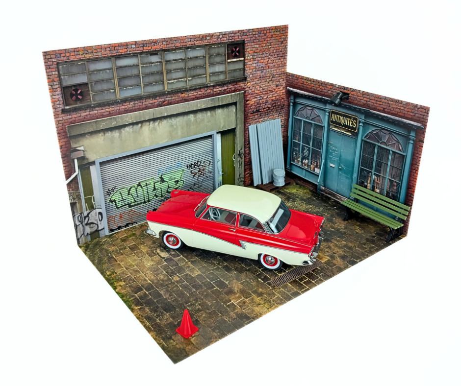 Antique Store & Garage 1:18 Scale Diorama Kit Model Car Display Scene 1/18