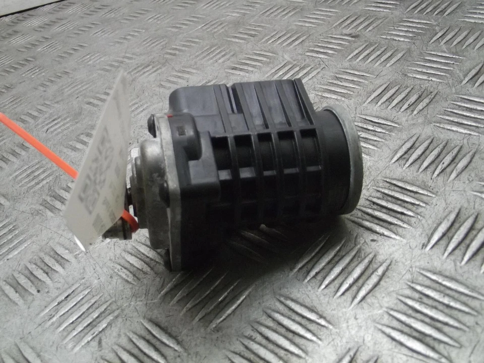 Actuador Turbo Cargador Peugeot 3008 842232-0039 MK2 1.2 Gasolina 2016-2024N Foto 2 de 4