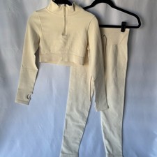 NewTikTok viral 2pc Cream, Ribbed Zip-Up Crop Top long sleeve w leggings, Med