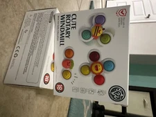 3PCS Suction Cup Pop up Fidget Spinner Toys for 18 month and older *BRAND NEW*