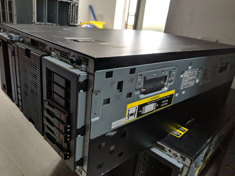 HP Proliant ML350p GEN8 Xeon E5-2650 Tower Server 300GB SAS*5  48GB ram ilo 4 - Image 3 of 4