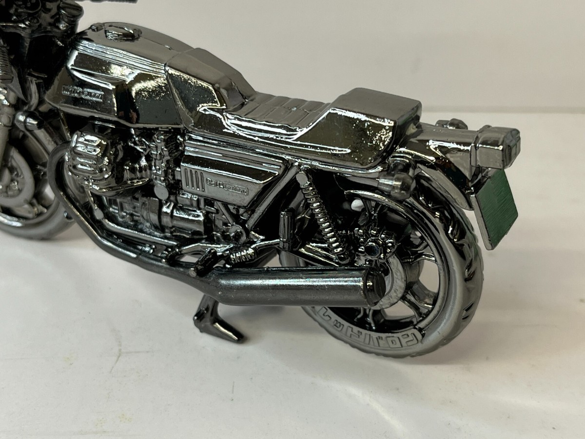 Moto Guzzi 850 LeMans DieCast Model Heavy black Red Baron Moto Guzzi 850 LeMans DieCast Model Heavy black Red Baron