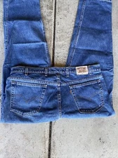 VTG Levis Relaxed 540 Mens 44x32 Jeans 