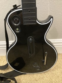 Xbox 360 S Console 4GB + Guitar Hero bundle + Guitar + Games. Tested!!