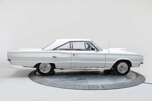 1967 Dodge Coronet R/T - Picture 2 of 40