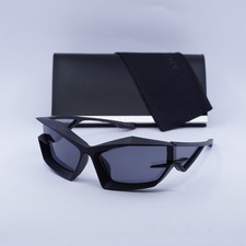 Givenchy GV40049I 02A Matte Black/Smoke 69-17-140 Sunglasses New Authentic