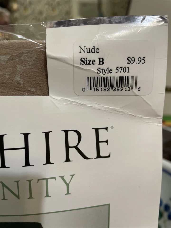 Berkshire Maternity Sz B Nude Opaque Leg Tights Lace Tummy Panel Style # 5701 - Image 2 of 4