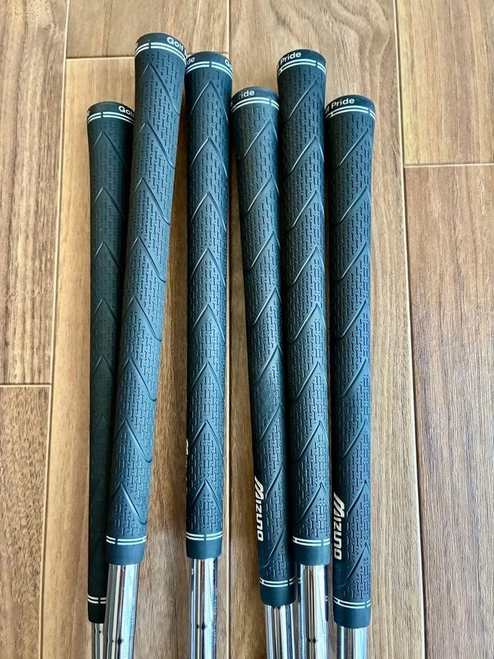 Mizuno JPX921 Hot Metal Pro Irons #5-9,Pw(6Clubs)/Dynamic Gold 105/FLex:Stiff - Image 3 of 4