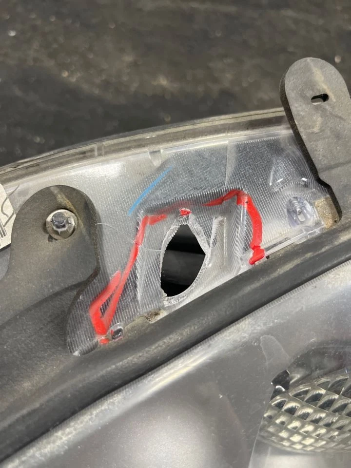 LEFT HEADLAMP ASSEMBLY 2009-2013 CHEVROLET CORVETTE - Image 3 of 4