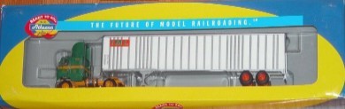 Athearn 91083 HO IML Freightliner con remolque de cuña de 48' - RTR | Zustand: New