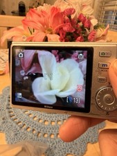 G Nikon COOLPIX S6 6.0MP Digital Camera Silver TESTED,Charger And 2 New Batt