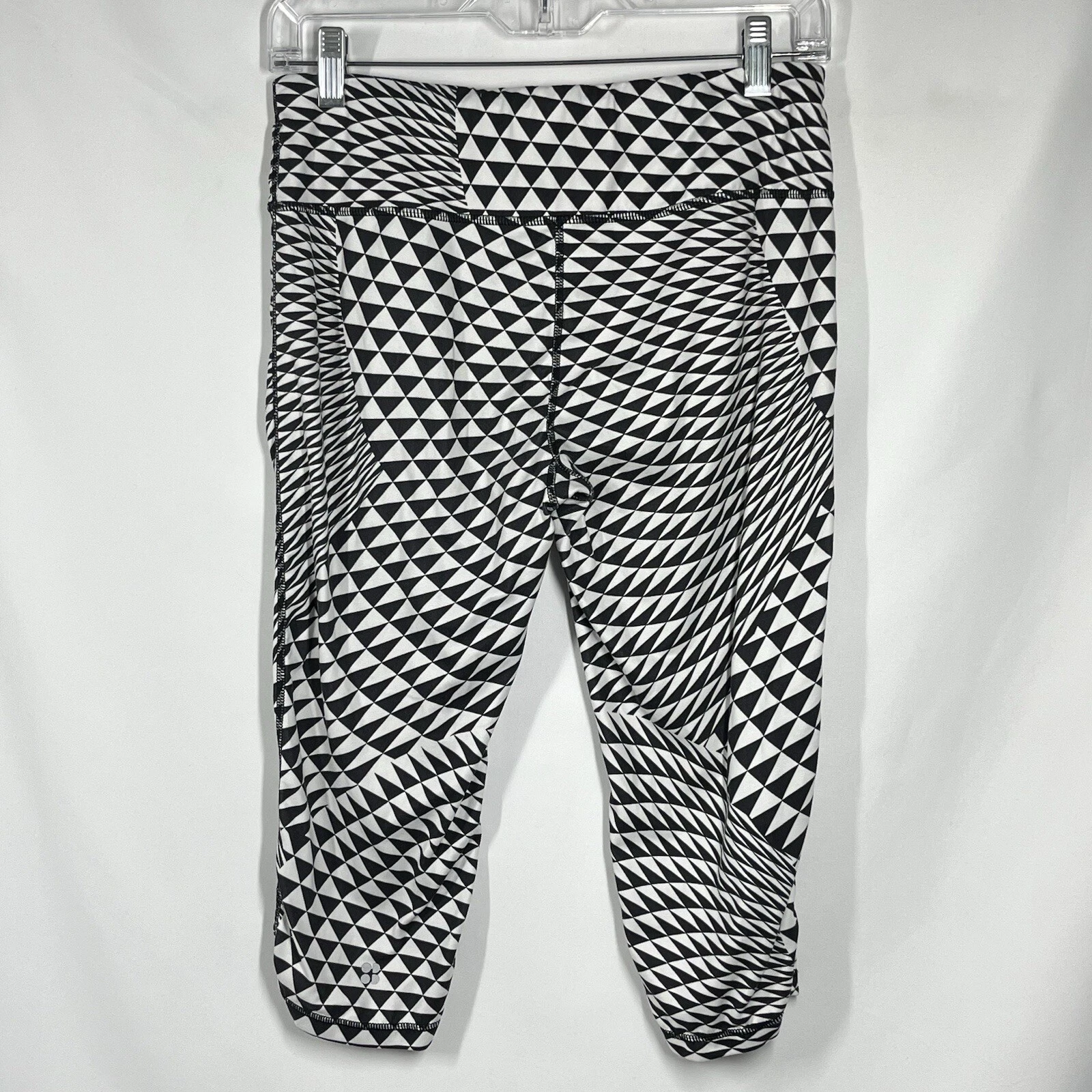 sweaty-betty crop geometric triangles psychedelic leggings