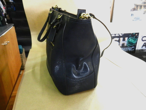 COACH POPPY TEXTURED PATENT BLAIRE TOTE/CROSSBODY ~ NAVY - Picture 8 of 13