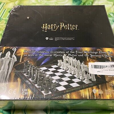 Wizard Chess Set — The Noble Collection UK