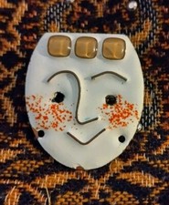 Lovely Enamel Mask / Face Brooch (Broach).             J57phod*