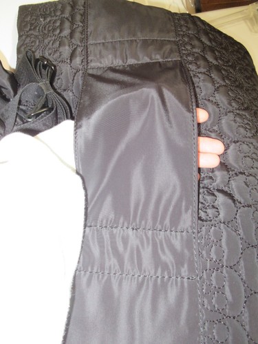 NEU MIT ETIKETT BETSY JOHNSON TOTENKÖPFE REISE LAPTOP BEUTELTASCHE/KOSMETIKTASCHE SET SCHWARZ - Bild 10 von 18