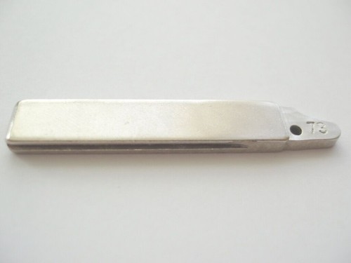 RFC HU83 blade for Peugeot 207 307 308 407 607 807 remote flip key - Picture 2 of 2
