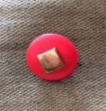 DILL BUTTONS #251189 RED ECHT VERGOLDET 24K GOLD PLATED--SHANK--15MM- 6 PIECES