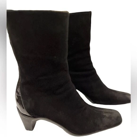 Botas de Gamuza Aquatalia Negras Talla 8 Forro Cálido y Suela de Tacón de Goma Foto 2 de 4