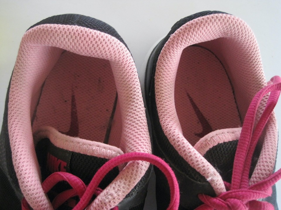 Nike Black Pink Tennis Shoes Size 7 Women eBay