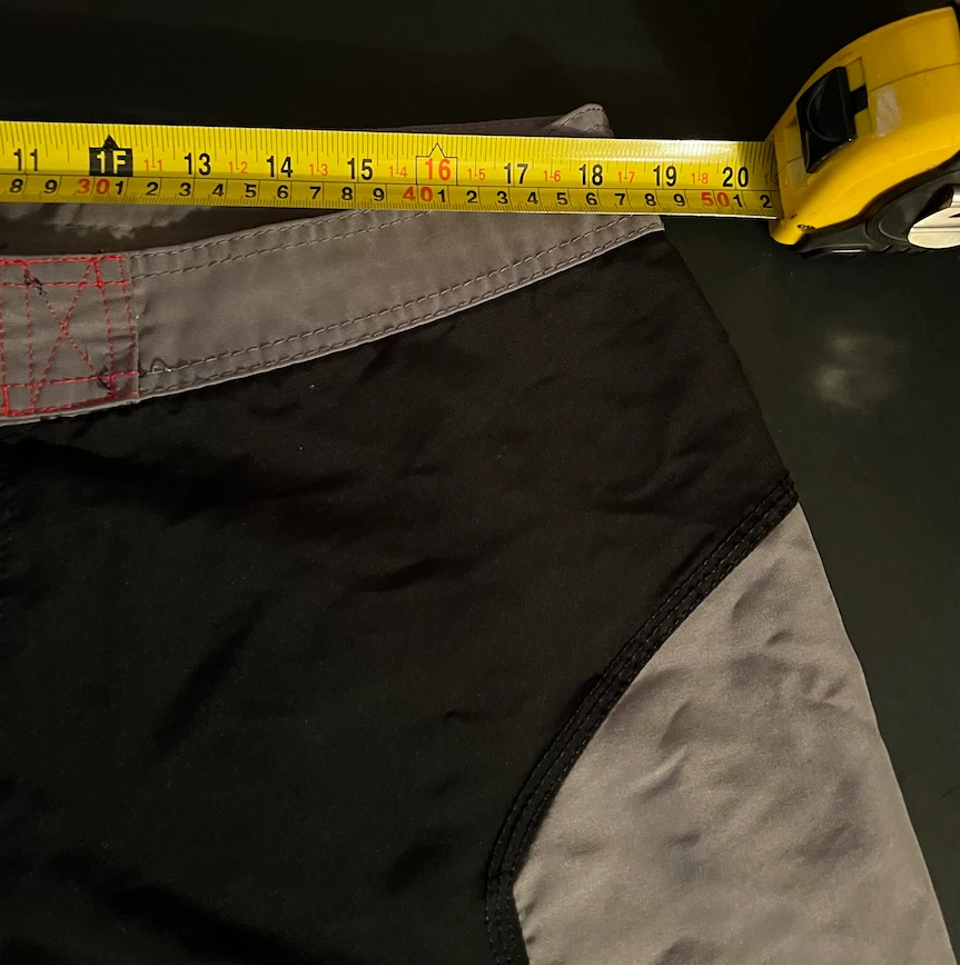 Pantalones cortos de playa Rocawear para hombre 38 9" bloques de colores logotipo grande Foto 4 de 4