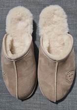 UGG Premium Australian Water Resis Unisex Genuine Sheepskin Scuff Slippers 9-10