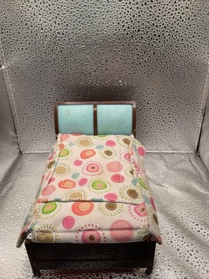 FISHER PRICE Loving Family Dollhouse DOUBLE PARENTS BED POLKA DOT BEDSPREAD