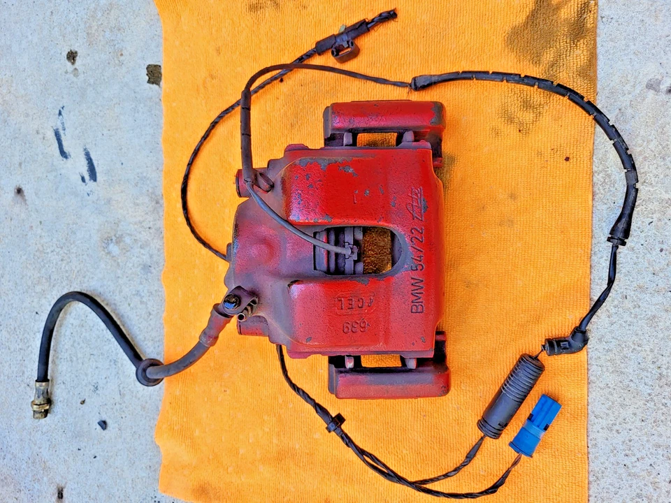 03-08 Pinzas de freno delanteras grandes BMW Z4 E85 E86 54/22 OEM Foto 2 de 4