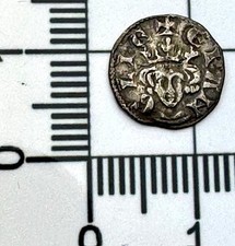 X561: Choice Edward 1st Hammered Silver FARTHING : London, cl.3de : S.R.1445A