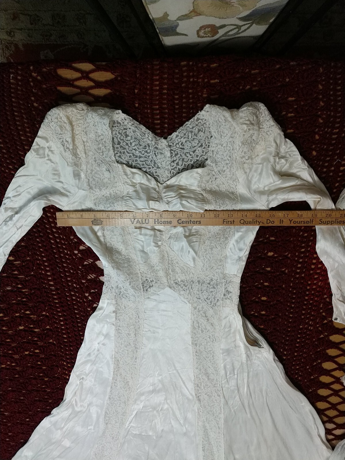 Gorgeous Vintage 1930's wedding gown with sheer l… - image 12