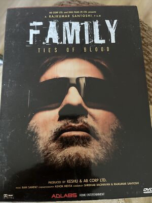 Family Amitabh Bachchan, Akshay Kumar, Bhumika Bollywood