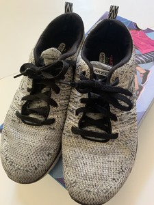 sketchers trainers for women