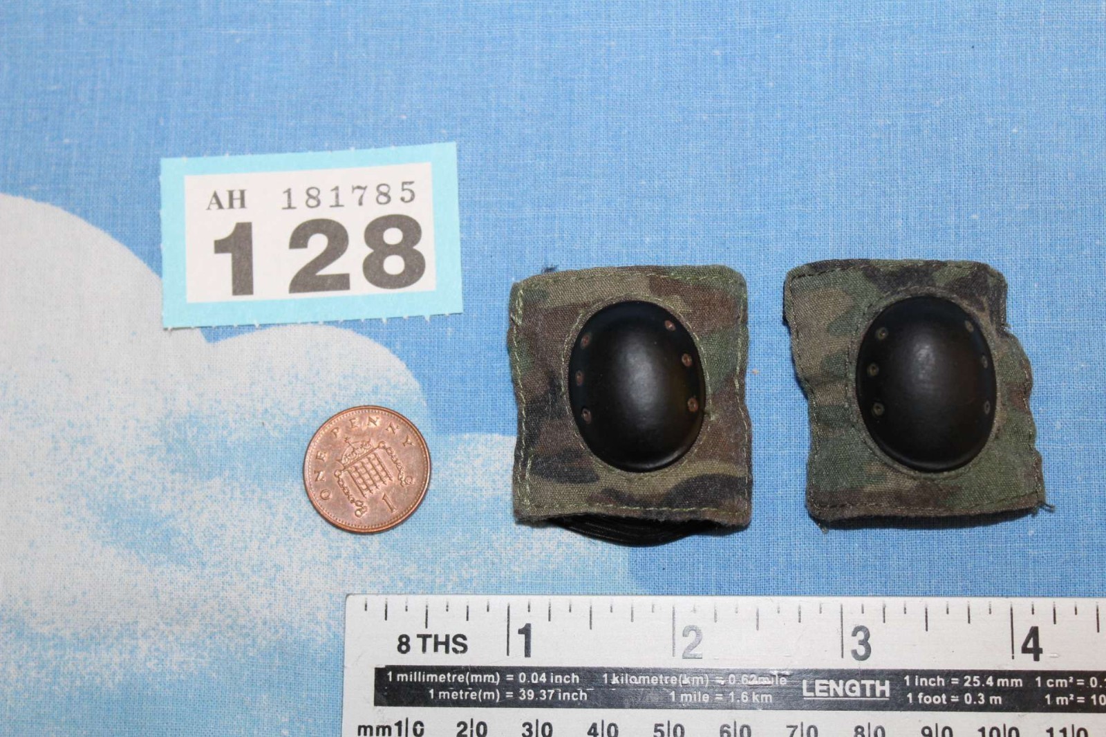 Picture 1 of 2