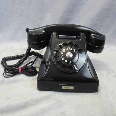 Vtg NOS Ericsson Sweden Glossy Black Bakelite Rotary Table Desk Telephone 1940s