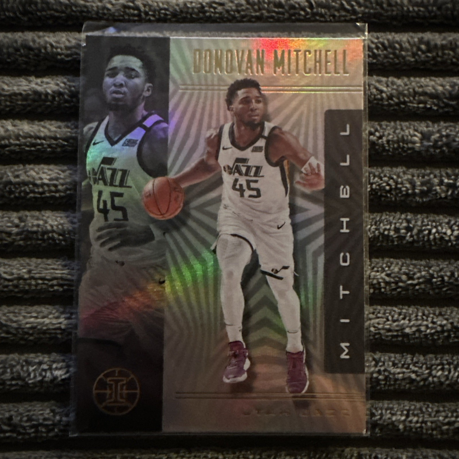 2019-20 Panini Illusions - Donovan Mitchell #2