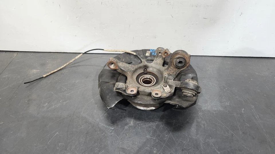 ✅ 07-13 OEM BMW E82 E90 E92 E93 Rear Right Passenger Hub Spindle Bearing Knuckle - Image 3 of 4