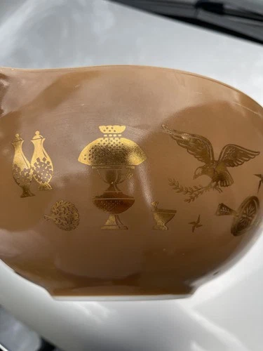 Vintage Pyrex 444 Americana Cinderella 4 QT Nesting Mix Bowl Gold Eagle Rooster