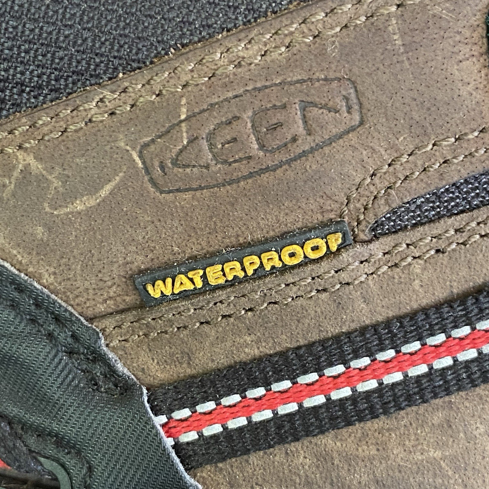 Stivali da trekking Keen impermeabili medi giovani 4 stringati in pelle scarpe outdoor comode