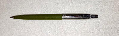 PARKER OLIVE GREEN JOTTER BALLPOINT PEN NEEDS A REFILL