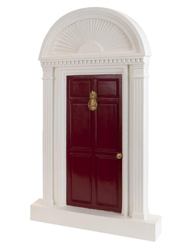 Byers' Choice Porta Rossa con Ananas 6313 della Collezione Accessori - Foto 3 di 5