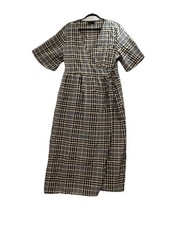 ASOS DESIGN smock tie waist wrap midi dress in dark check Size 14  Plaid Black