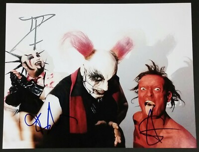 DAS ICH BAND SIGNED 11X14 PHOTO W/COA RELIKT 